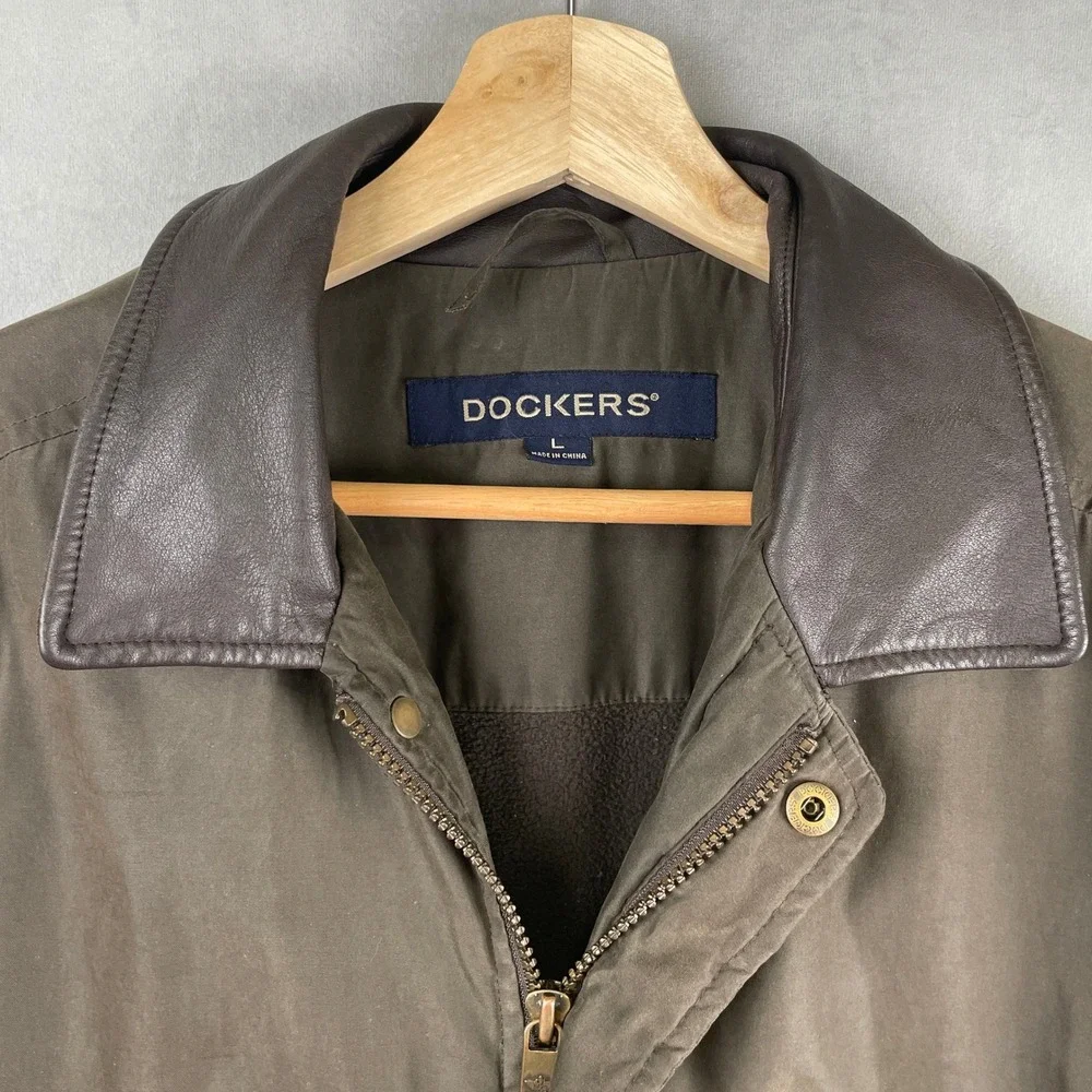 Dockers Mens Field Jacket‎ Olive Brown Resin Coated Fleece Quilted Lined L READ